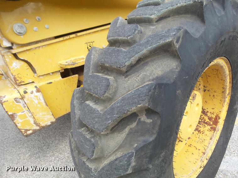 image for item DC7284 2006 John Deere 310SG backhoe