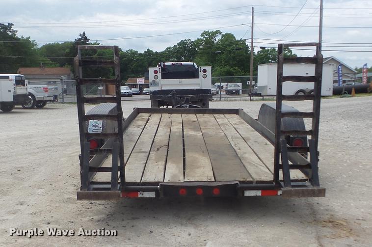 image for item DC7286 2003 Cronkhite 2600EWA utility trailer