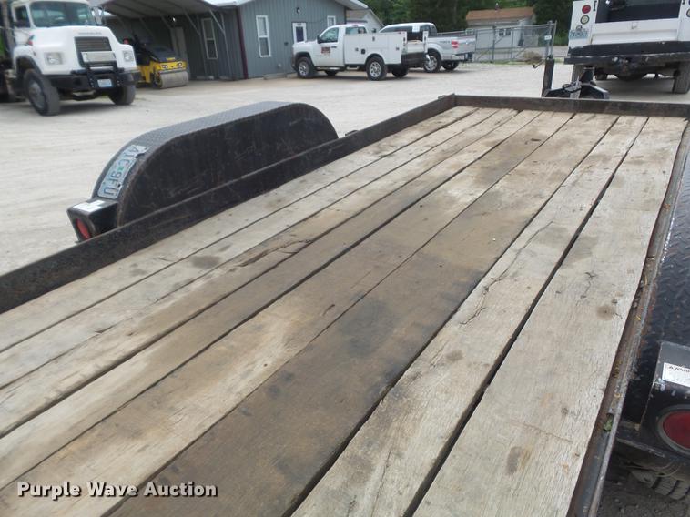 image for item DC7286 2003 Cronkhite 2600EWA utility trailer