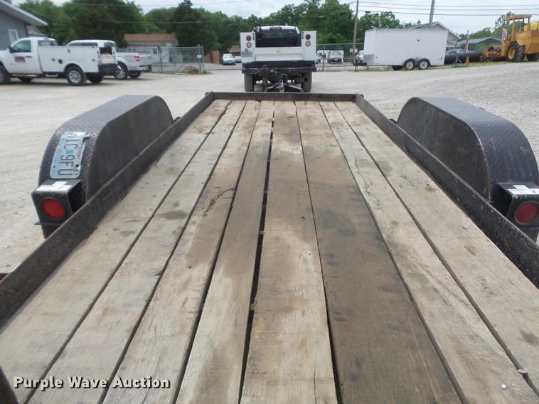 image for item DC7286 2003 Cronkhite 2600EWA utility trailer