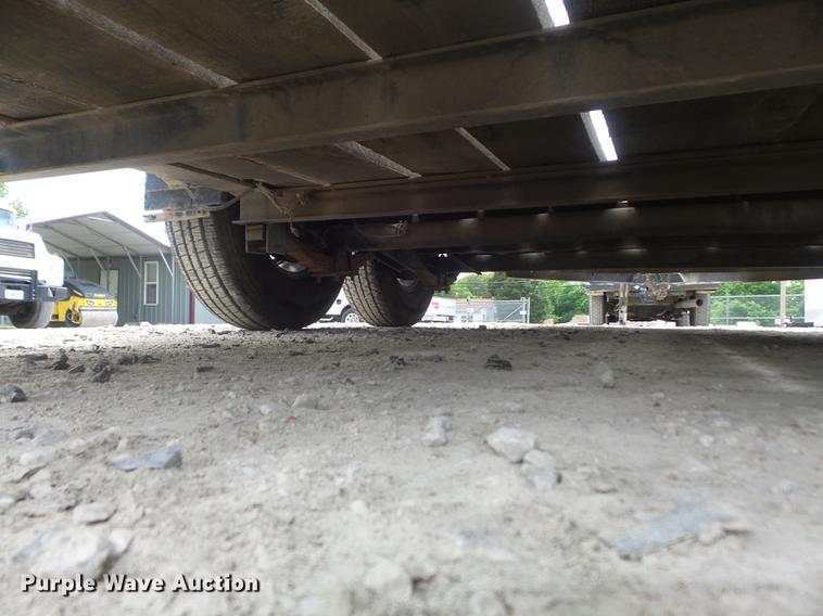 image for item DC7286 2003 Cronkhite 2600EWA utility trailer