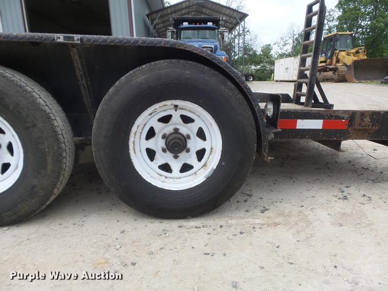 image for item DC7286 2003 Cronkhite 2600EWA utility trailer