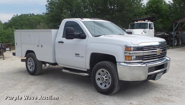 image for item DC7287 2015 Chevrolet Silverado 3500HD utility bed pickup truck