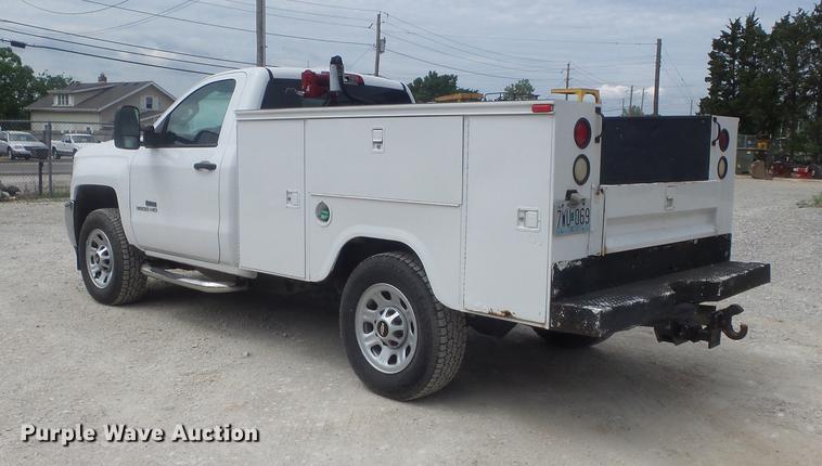 image for item DC7287 2015 Chevrolet Silverado 3500HD utility bed pickup truck