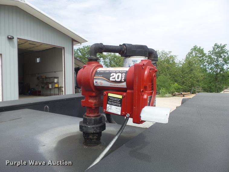 image for item DC7287 2015 Chevrolet Silverado 3500HD utility bed pickup truck