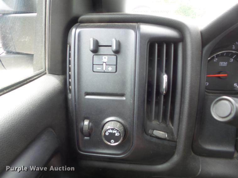 image for item DC7287 2015 Chevrolet Silverado 3500HD utility bed pickup truck