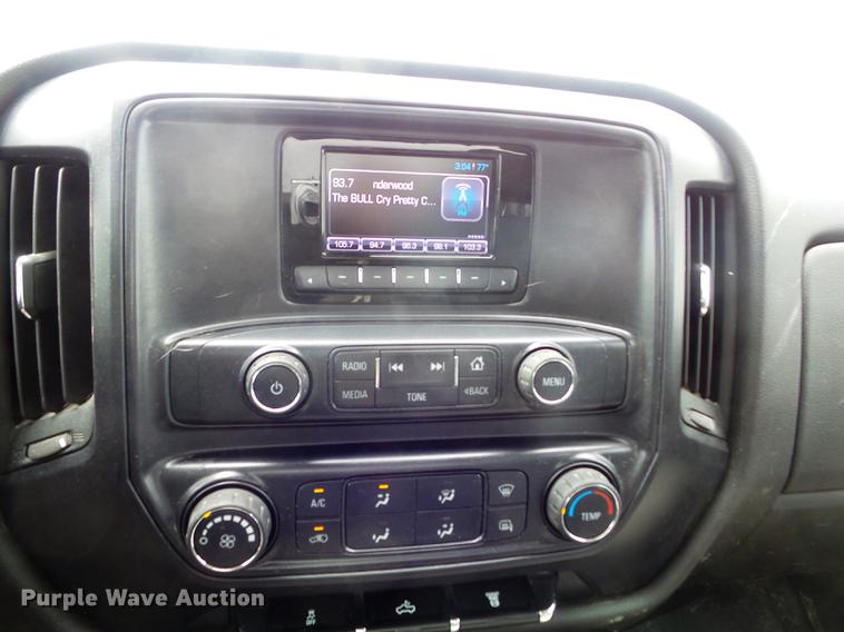 image for item DC7287 2015 Chevrolet Silverado 3500HD utility bed pickup truck