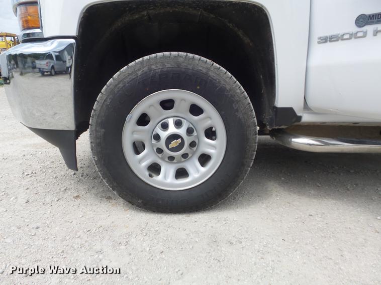 image for item DC7287 2015 Chevrolet Silverado 3500HD utility bed pickup truck