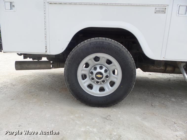 image for item DC7287 2015 Chevrolet Silverado 3500HD utility bed pickup truck