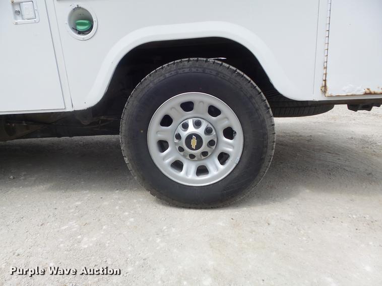 image for item DC7287 2015 Chevrolet Silverado 3500HD utility bed pickup truck