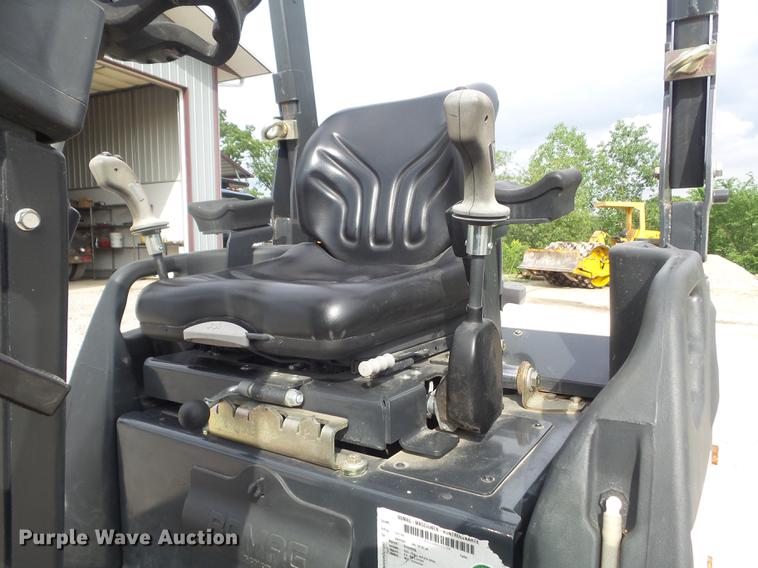 image for item DC7288 2015 Bomag BW120SL-5 double drum vibratory roller