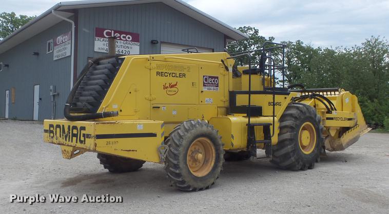 image for item DC7289 2011 Bomag MPH362R-2 recycler / stabilizer