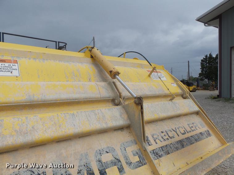 image for item DC7289 2011 Bomag MPH362R-2 recycler / stabilizer