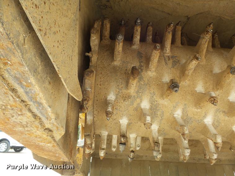 image for item DC7289 2011 Bomag MPH362R-2 recycler / stabilizer