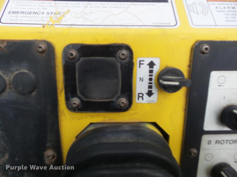 image for item DC7289 2011 Bomag MPH362R-2 recycler / stabilizer
