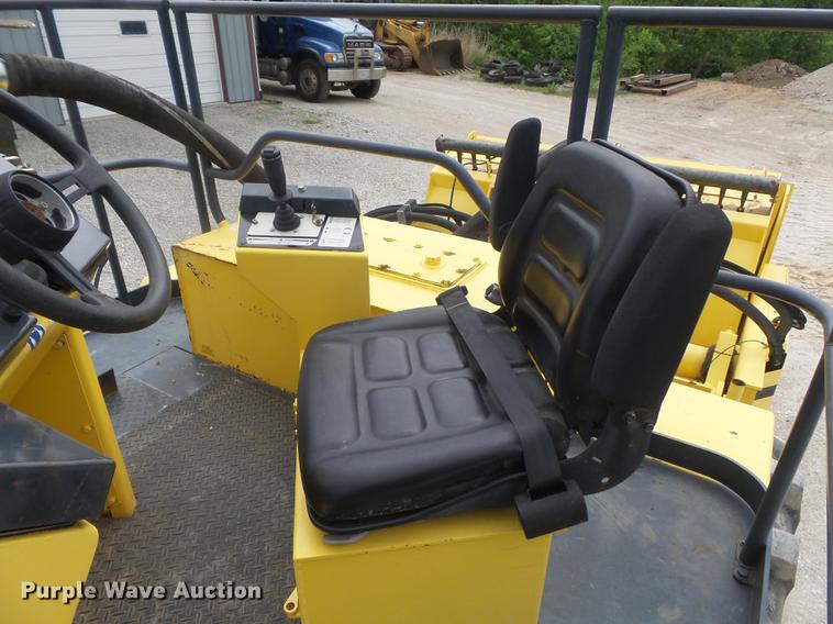 image for item DC7289 2011 Bomag MPH362R-2 recycler / stabilizer