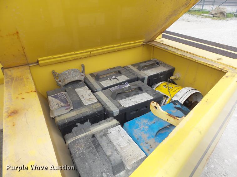 image for item DC7289 2011 Bomag MPH362R-2 recycler / stabilizer