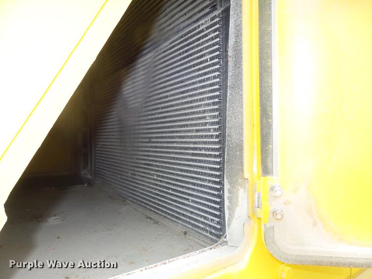 image for item DC7289 2011 Bomag MPH362R-2 recycler / stabilizer