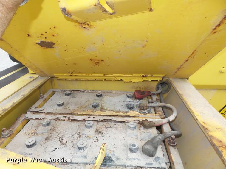 image for item DC7289 2011 Bomag MPH362R-2 recycler / stabilizer