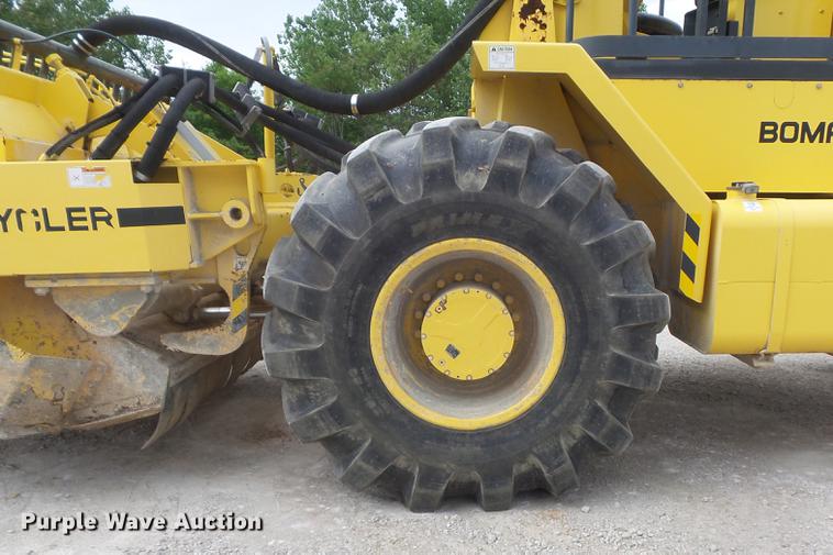 image for item DC7289 2011 Bomag MPH362R-2 recycler / stabilizer