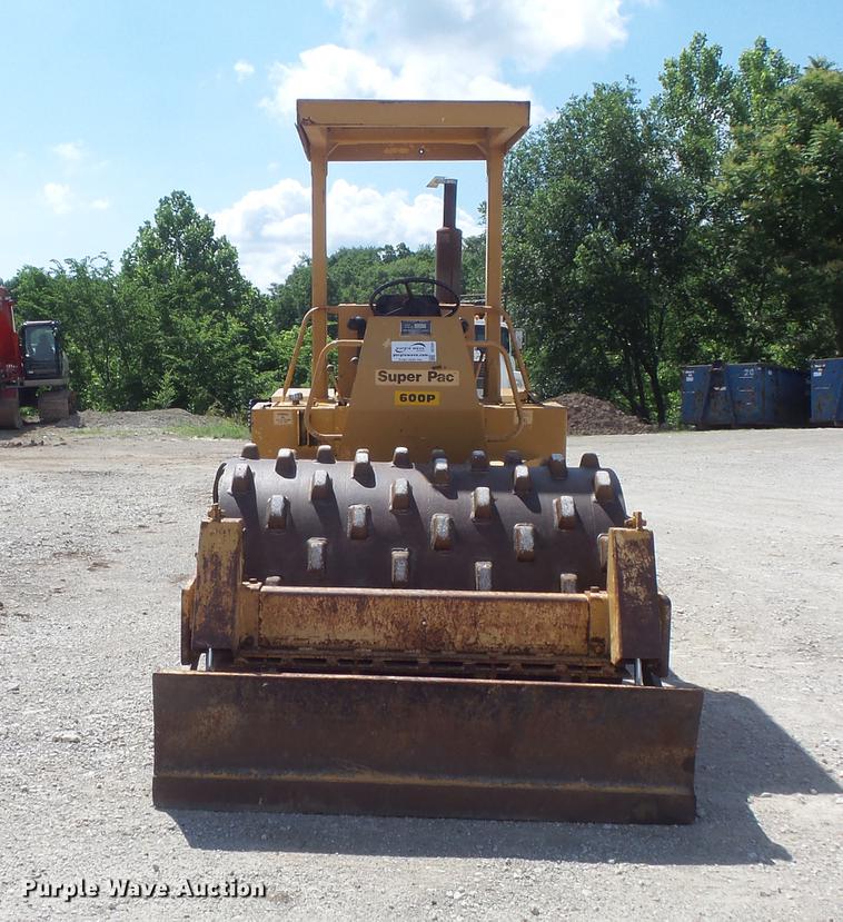 image for item DC7291 Super Pac 600P single drum vibratory roller