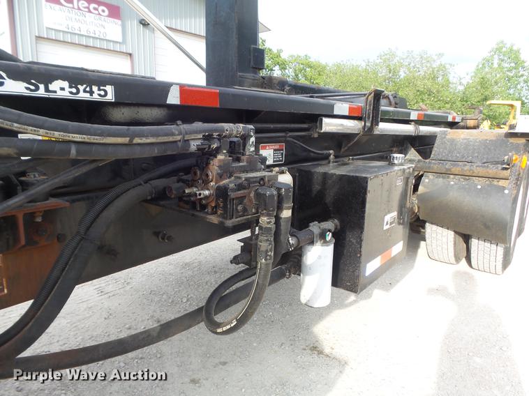 image for item DC7292 2007 Mack CV713 Granite hooklift truck