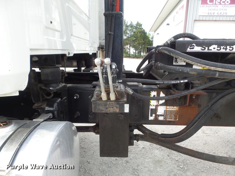 image for item DC7292 2007 Mack CV713 Granite hooklift truck