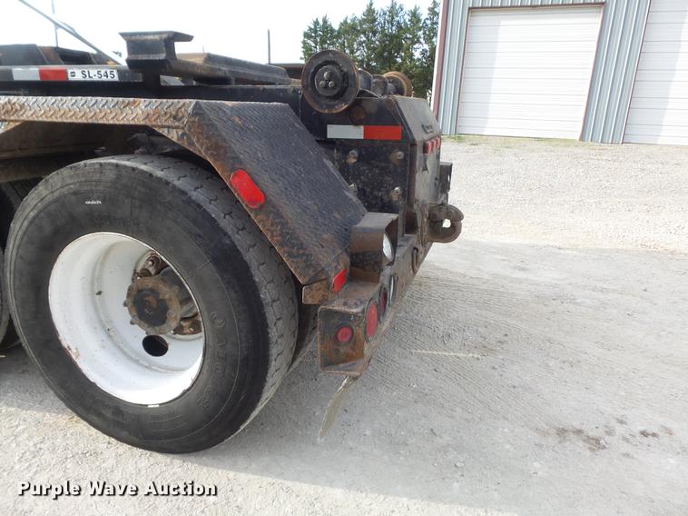 image for item DC7292 2007 Mack CV713 Granite hooklift truck