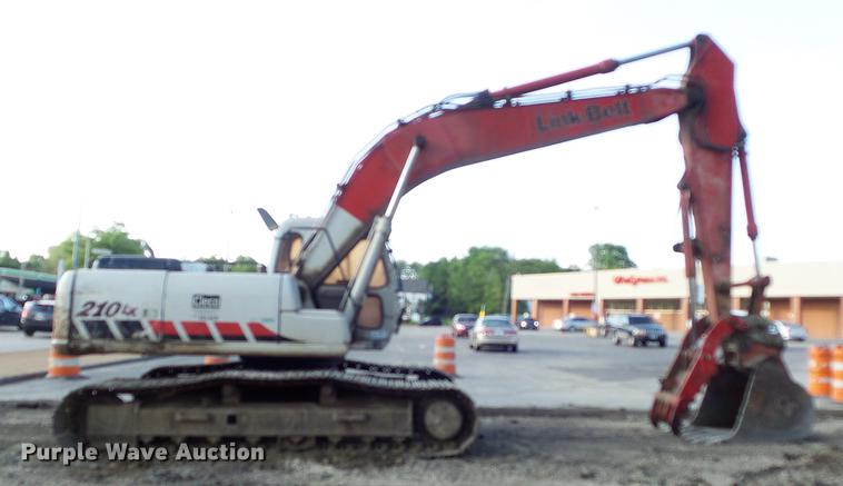 image for item DD7192 2003 Link Belt 210LX excavator