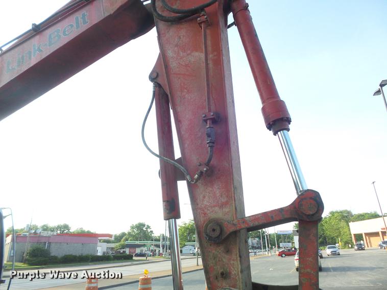 image for item DD7192 2003 Link Belt 210LX excavator