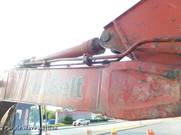 image for item DD7192 2003 Link Belt 210LX excavator