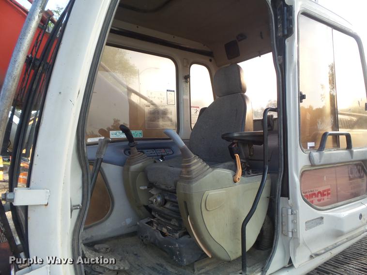 image for item DD7192 2003 Link Belt 210LX excavator