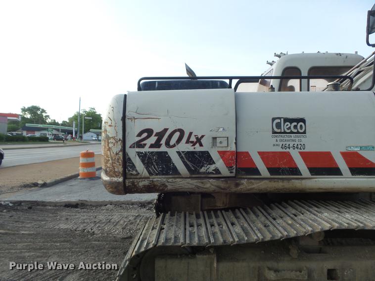 image for item DD7192 2003 Link Belt 210LX excavator