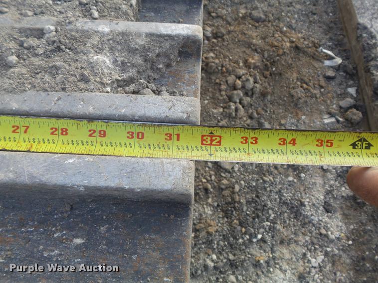 image for item DD7192 2003 Link Belt 210LX excavator