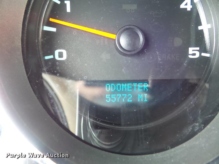 image for item DD7216 2011 Chevrolet Silverado 3500HD utility bed pickup truck