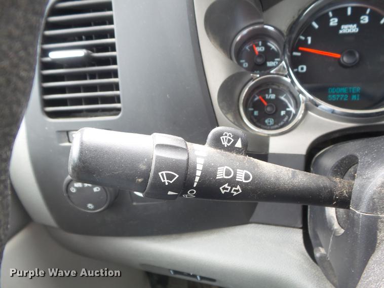 image for item DD7216 2011 Chevrolet Silverado 3500HD utility bed pickup truck