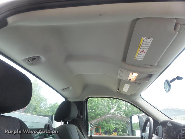 image for item DD7216 2011 Chevrolet Silverado 3500HD utility bed pickup truck