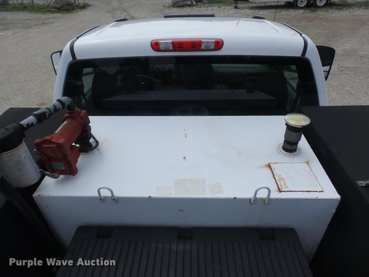 image for item DD7216 2011 Chevrolet Silverado 3500HD utility bed pickup truck