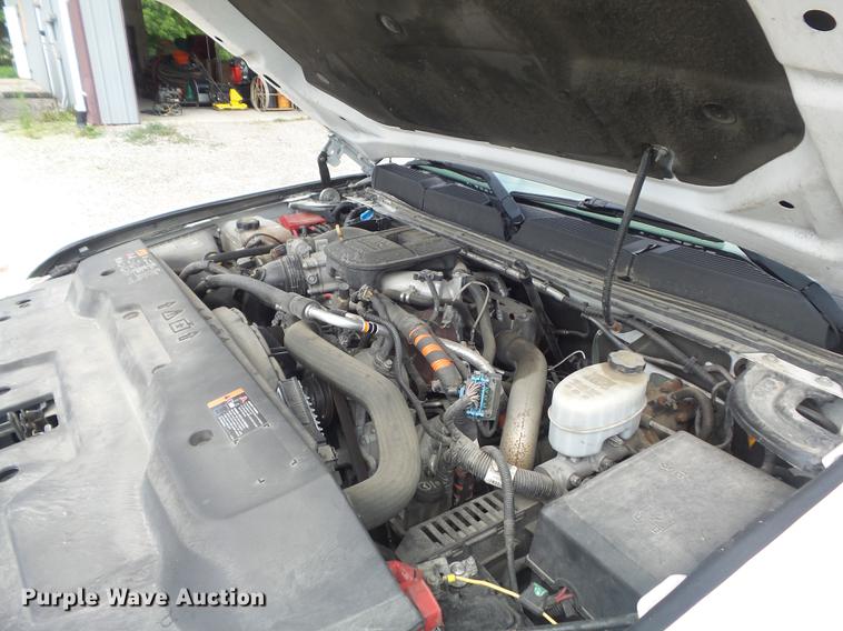 image for item DD7216 2011 Chevrolet Silverado 3500HD utility bed pickup truck