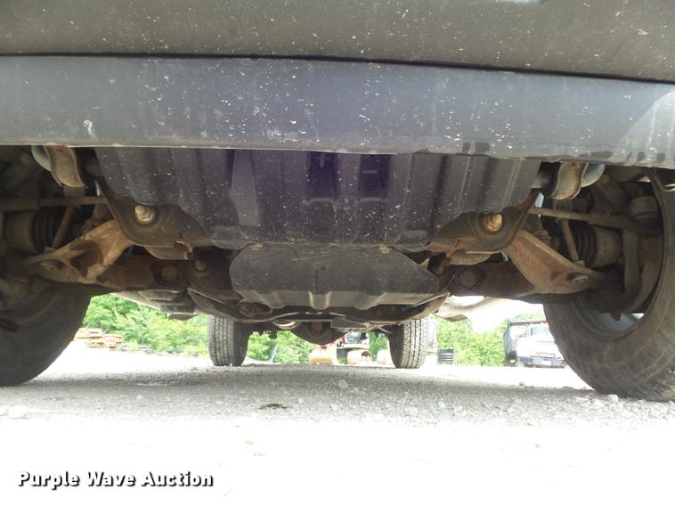 image for item DD7216 2011 Chevrolet Silverado 3500HD utility bed pickup truck