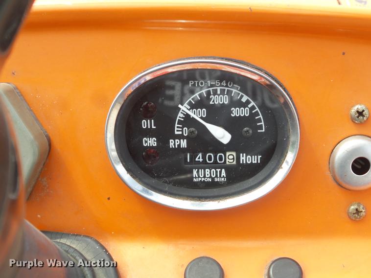 image for item DM9924 Kubota L185DT MFWD tractor