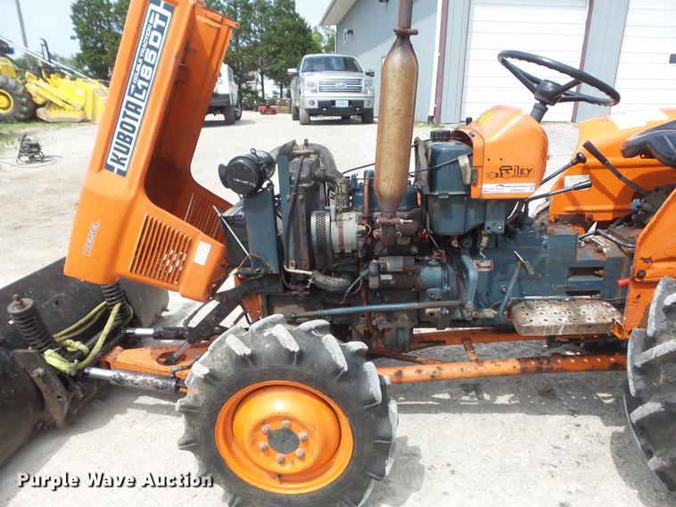 image for item DM9924 Kubota L185DT MFWD tractor
