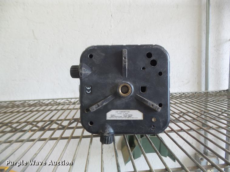 image for item DM9932 Surveying equipment