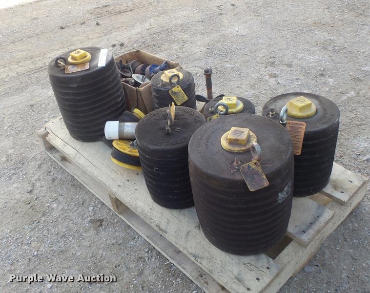 image for item DM9949 Pipe plugs