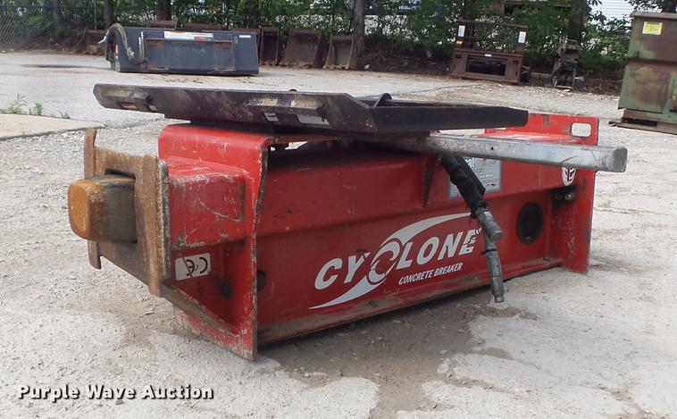 image for item DM9960 Cyclone concrete breaker