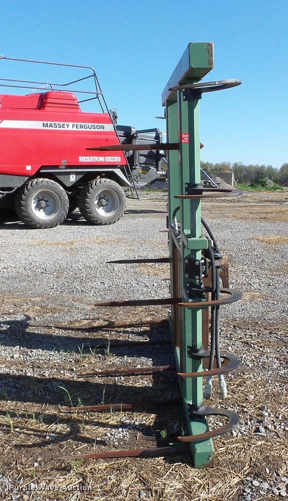 image for item AR9479 Miller bale handler