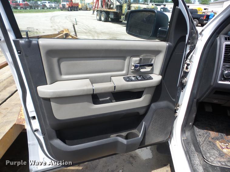 image for item AY9502 2012 Dodge Ram 1500 Quad Cab pickup truck