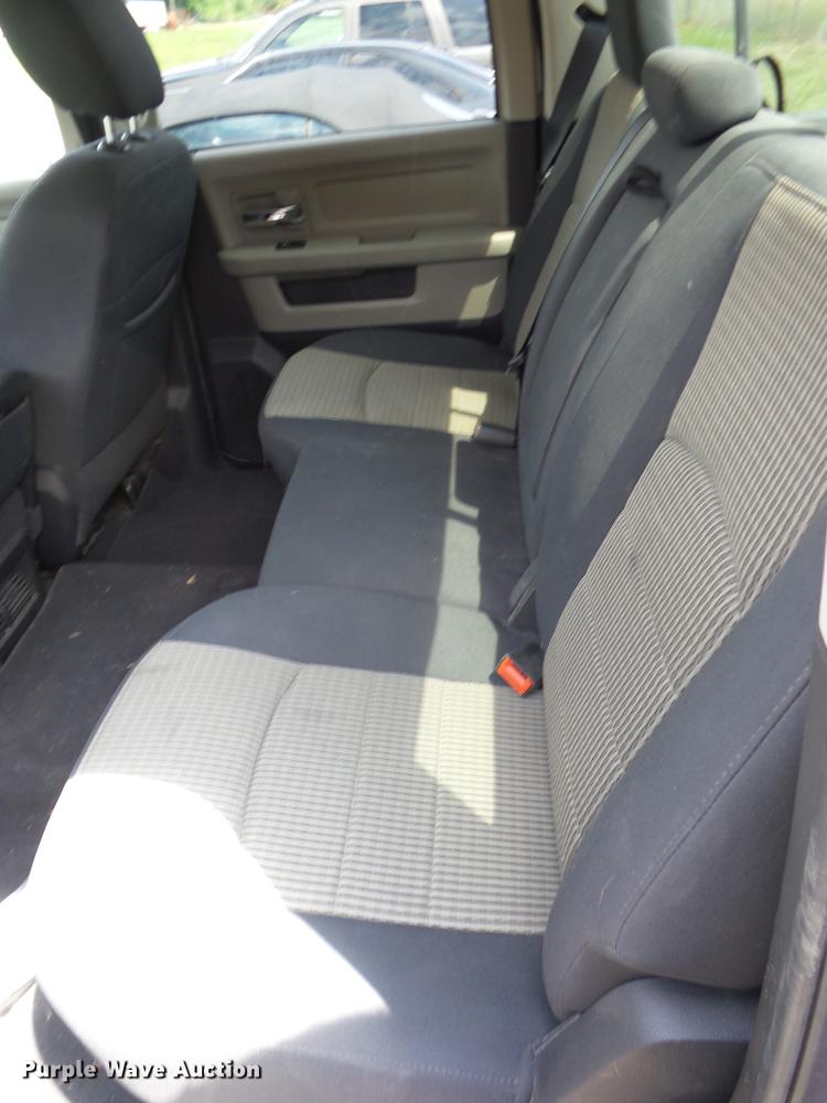 image for item AY9502 2012 Dodge Ram 1500 Quad Cab pickup truck