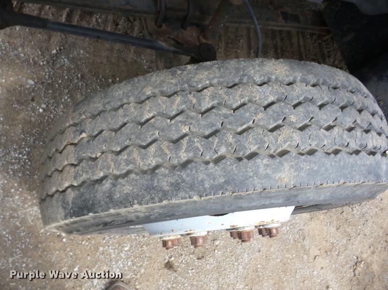 image for item BI9500 1994 GMC TopKick LoPro box truck