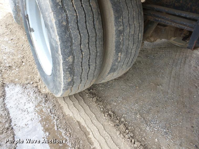 image for item BI9500 1994 GMC TopKick LoPro box truck